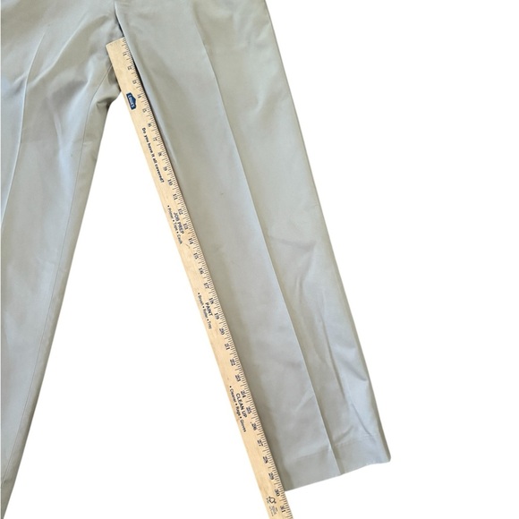 Banana Republic Cream Chinos for Effortless Style - Picture 2 of 6